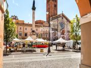 Locale in affitto di 117 m² in Piazza Duomo, 1