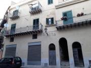Locale in affitto di 120 m² in Via Mura di Porta Carini