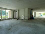 Locale in affitto di 120 m² in Viale A. Madruzza