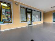 Locale in affitto di 122 m² in Viale Stazione, 12