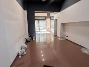 Locale in affitto di 130 m² in Via Lomellina, 54