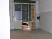Locale in affitto di 57 m² in Via Arrigo Davila, 57
