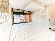 Locale in affitto di 135 m² in Viale Gino Cervi