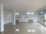 Locale in affitto di 140 m²