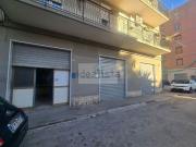 Locale in affitto di 140 m² in Via Carlentini
