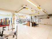 Locale in affitto di 140 m² in Via Cassia