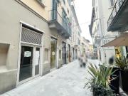 Locale in affitto di 140 m² in Via Giuseppe Mazzoni, 30