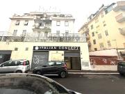 Locale in affitto di 140 m² in Via Gregorio XIII, 14