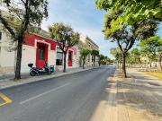 Locale in affitto di 140 m² in Viale dell&apos Università