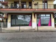 Locale in affitto di 150 m²