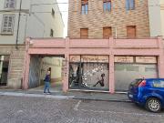 Locale in affitto di 150 m² in Via Emilia