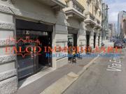 Locale in affitto di 150 m² in Via Emilio Cornalia, 13