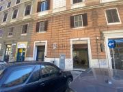 Locale in affitto di 150 m² in Via Principe Umberto, 81
