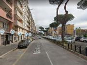 Locale in affitto di 155 m² in Via Appia Nuova