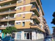 Locale in affitto di 159 m² in Viale dei Romagnoli, 65