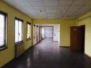 Locale in affitto di 160 m² in Via Edison