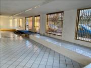 Locale in affitto di 160 m² in Via Giuseppe Bezzuoli