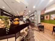 Locale in affitto di 160 m² in Via Quintilio Varo