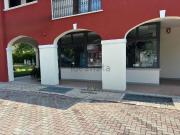 Locale in affitto di 160 m² in Viale Caccianiga