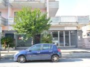 Locale in affitto di 160 m² in Viale Kennedy, 6
