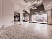 Locale in affitto di 175 m² in Via Vittoria Colonna, 11