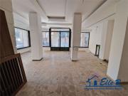 Locale in affitto di 179 m²