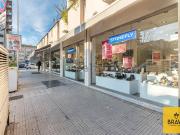 Locale in affitto di 180 m² in Via Ausonia, 115