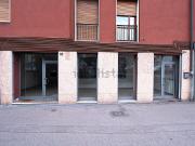 Locale in affitto di 180 m² in Via Tombetta, 95