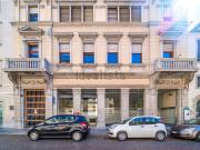 Locale in affitto di 186 m² in Via Vittorio Veneto