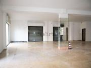 Locale in affitto di 192 m² in Viale Amerigo Vespucci