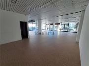 Locale in affitto di 198 m²
