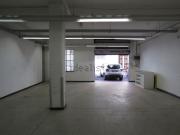Locale in affitto di 200 m² in Via del Commercio, 12