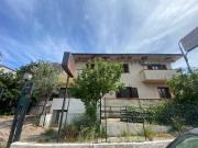 Locale in affitto di 200 m² in Via Rosario Nicoletti, 35