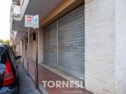 Locale in affitto di 205 m² in Via Antonio Bottasso