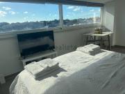 Locale in affitto di 20 m² in Via Edoardo Jenner, 94
