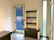Locale in affitto di 20 m² in Via Vittorio Veneto, 25