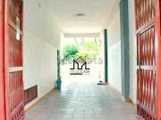 Locale in affitto di 210 m² in Via Cruillas, 35