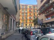 Locale in affitto di 211 m² in Via Francesco Azzi, 2