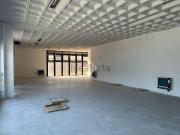 Locale in affitto di 220 m² in Via Vergnano, 87