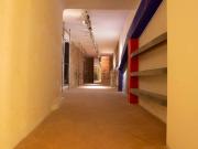 Locale in affitto di 225 m²