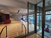 Locale in affitto di 230 m²