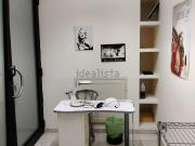 Locale in affitto di 230 m² in Via Domenico Renna