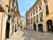 Locale in affitto di 230 m² in Via Marco Formentini, 2