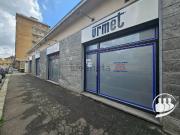Locale in affitto di 236 m² in Via Druento, 9 Locale in affitto di 236 m² in Via Druento, 9