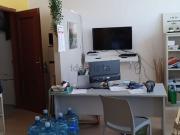 Locale in affitto di 239 m²