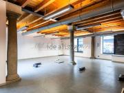 Locale in affitto di 240 m² in Via G. Camozzi, 144