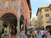 Locale in affitto di 240 m² in Via Guglielmo Oberdan