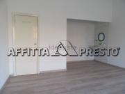 Locale in affitto di 24 m² in Via Decio Raggi