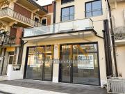 Locale in affitto di 250 m² in Via Francesco Flammia