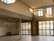 Locale in affitto di 250 m² in Via Massimo Samoggia